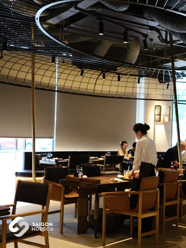 Interior space of The Cheezy Time restaurant in Can Tho